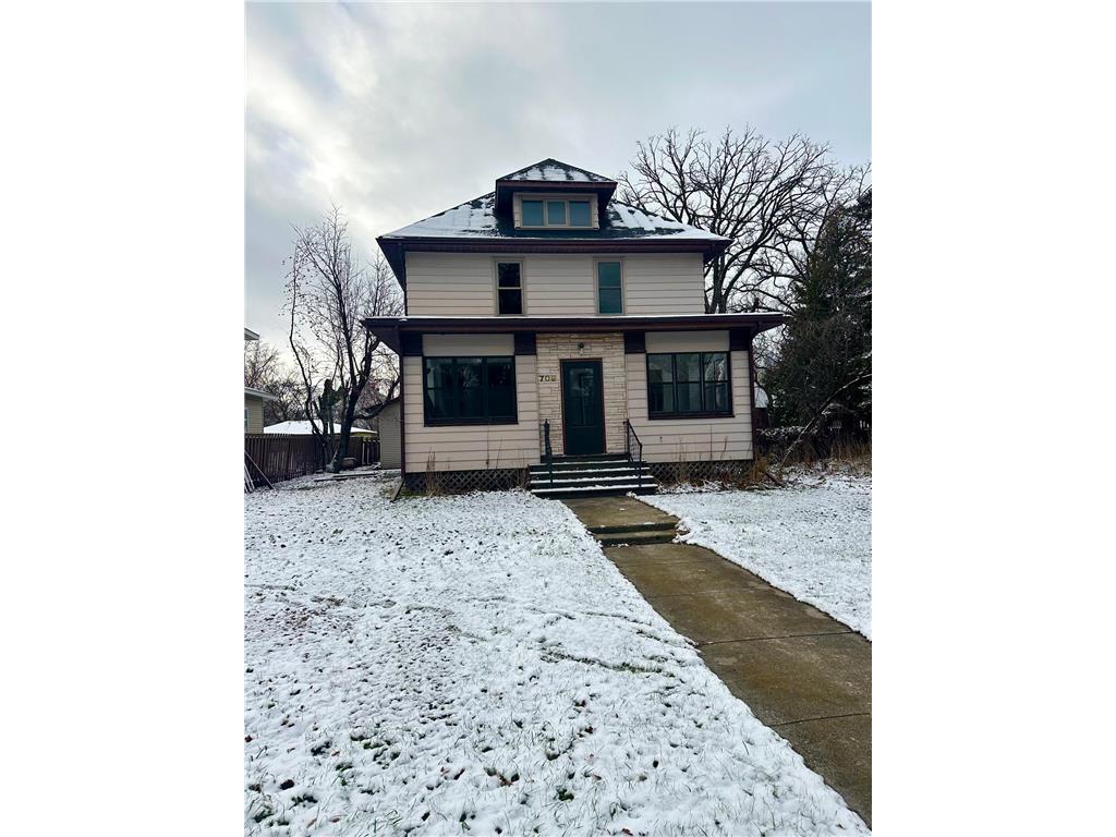 709 Labree Avenue N Thief River Falls MN 56701 6634056 image1