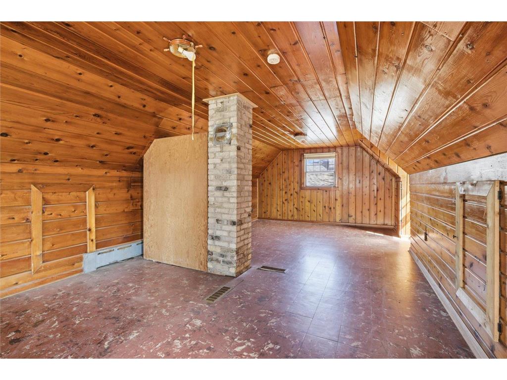 709 Michigan Street Hibbing MN 55746 7043649 image16