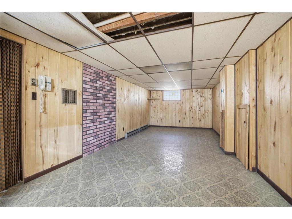 709 Michigan Street Hibbing MN 55746 7043649 image21