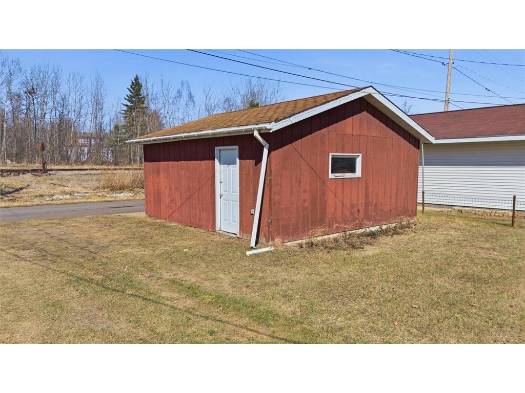 709 Michigan Street Hibbing MN 55746 7043649 image26