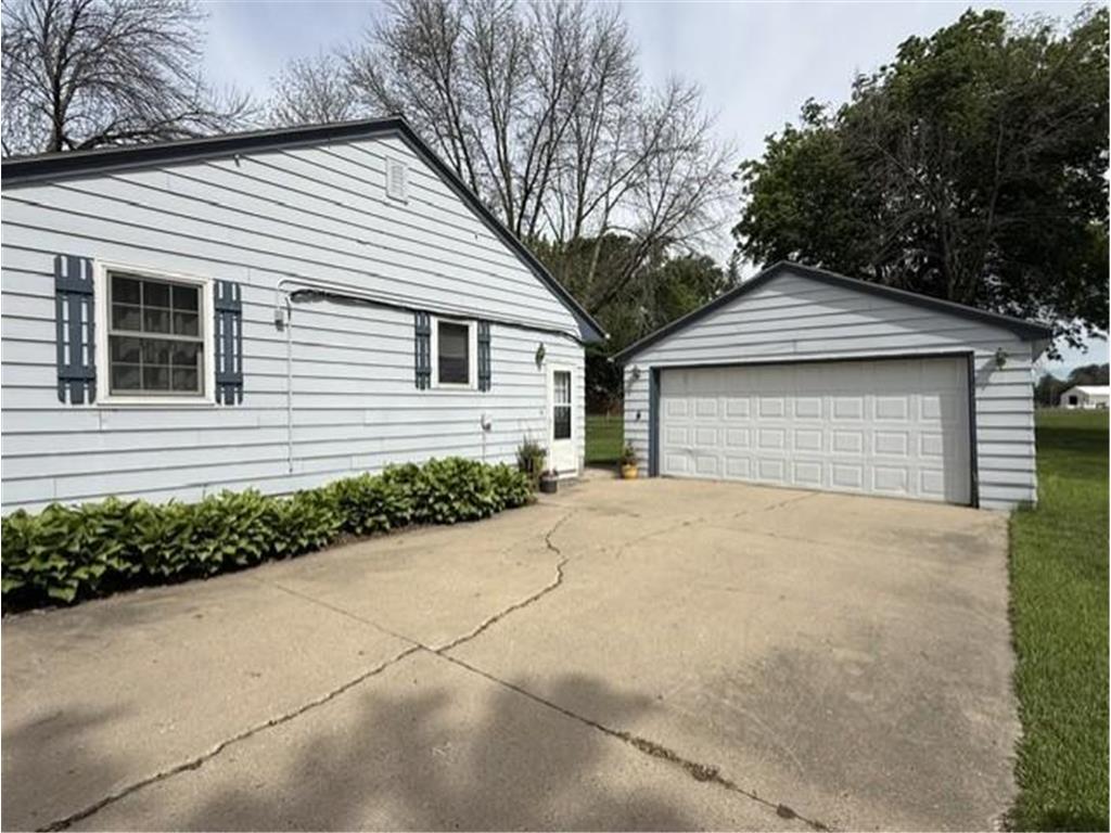 709 Mountain Lake Road Mountain Lake MN 56159 7096480 image3