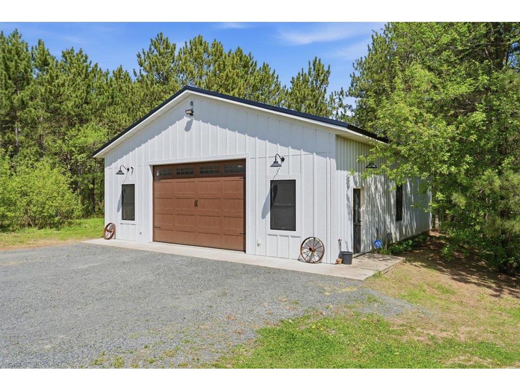 709 N Bay Road Saint Joseph Twp WI 54025 6767730 image22