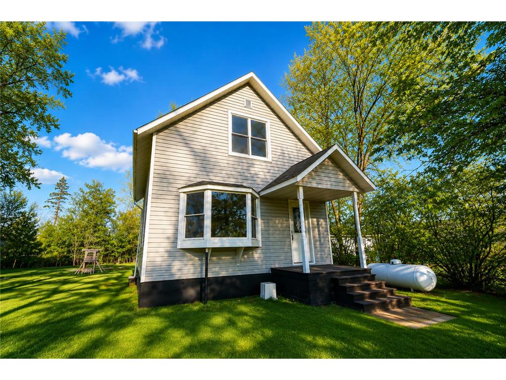 709 Neill Street Buxton ND 58218 7087728 image1
