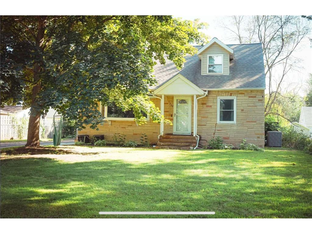 709 Olive Street Chippewa Falls WI 54729 6776587 image1