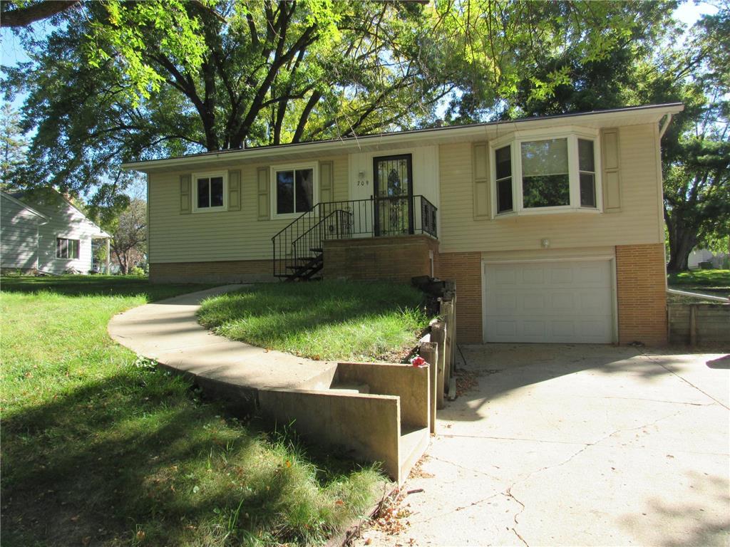 709 S Main Street Blue Earth MN 56013 6598691 image1