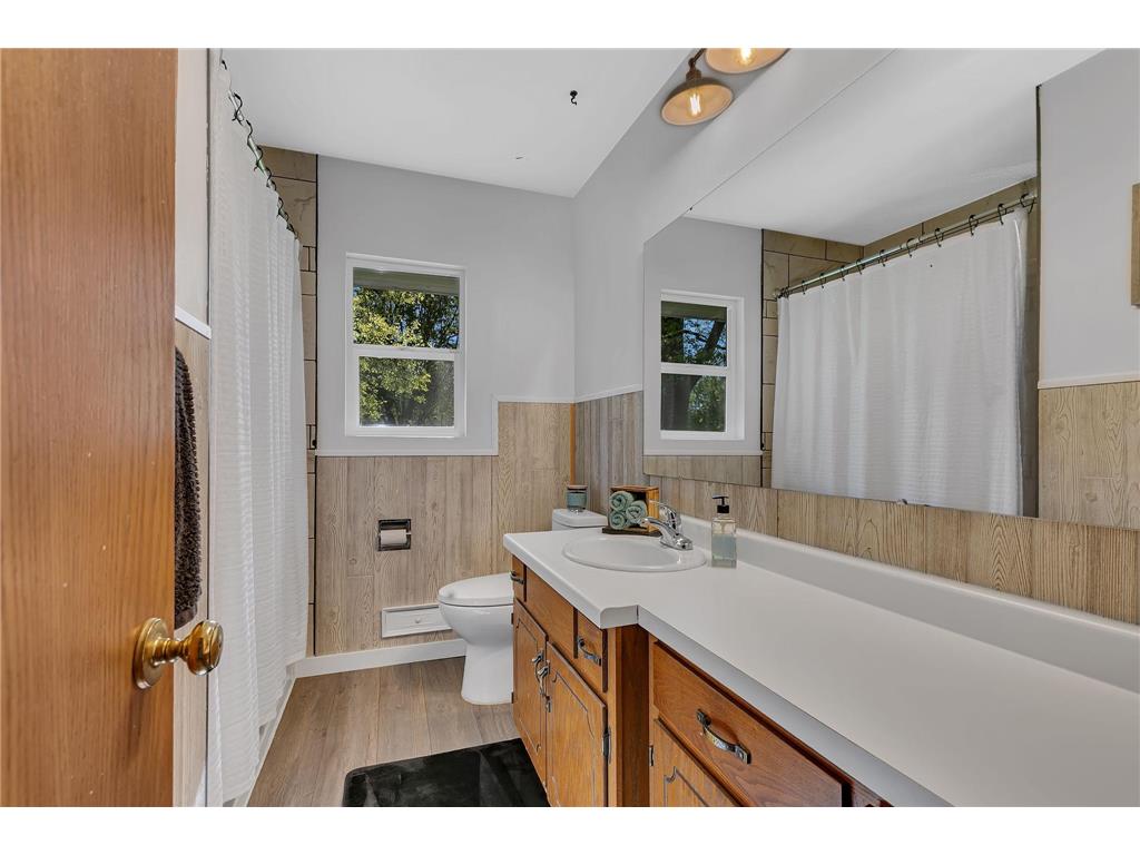 709 S Miller Avenue Litchfield MN 55355 7075450 image13