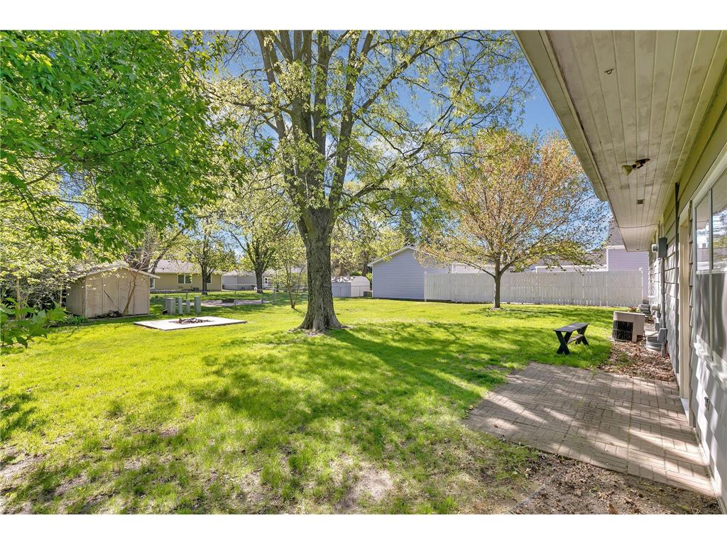 709 S Miller Avenue Litchfield MN 55355 7075450 image30
