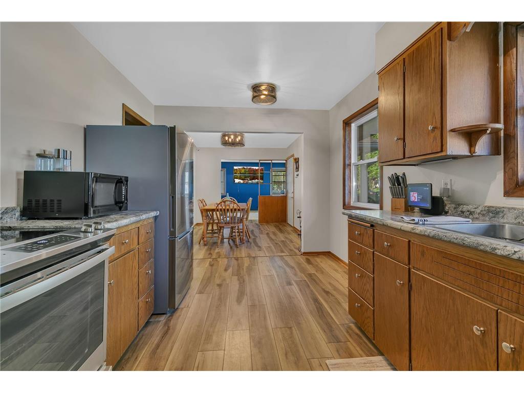 709 S Miller Avenue Litchfield MN 55355 7075450 image4