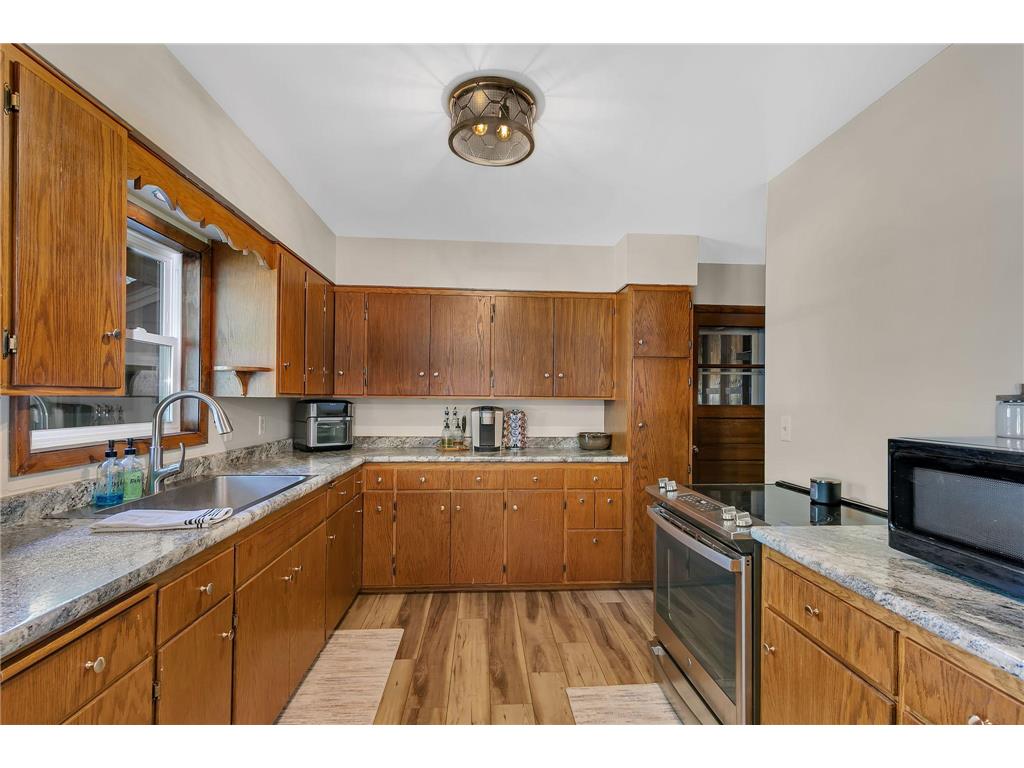 709 S Miller Avenue Litchfield MN 55355 7075450 image6