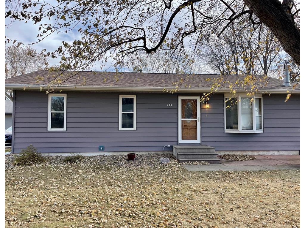 709 SW Park Street Luverne MN 56156 6305019 image1