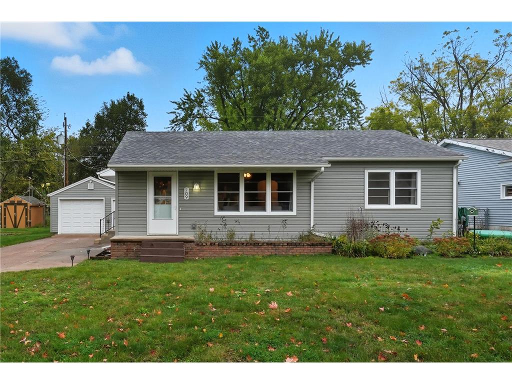 709 Saint Croix Street N North Hudson WI 54016 7034159 image1
