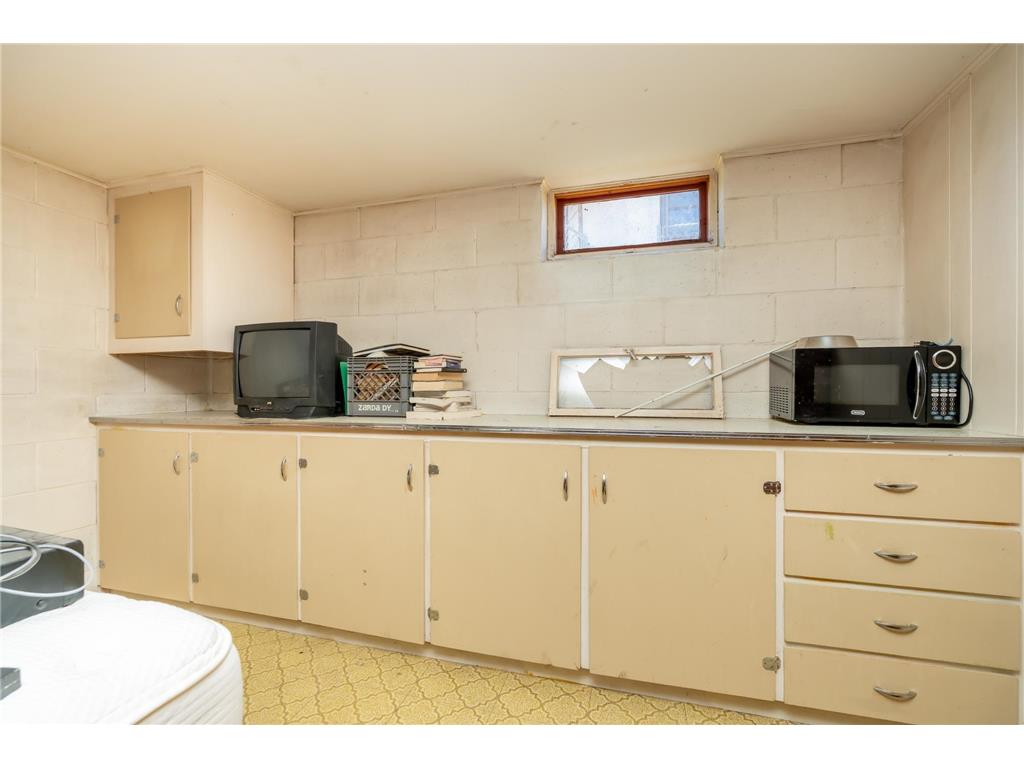 709 Shakopee Avenue E Shakopee MN 55379 7062737 image25