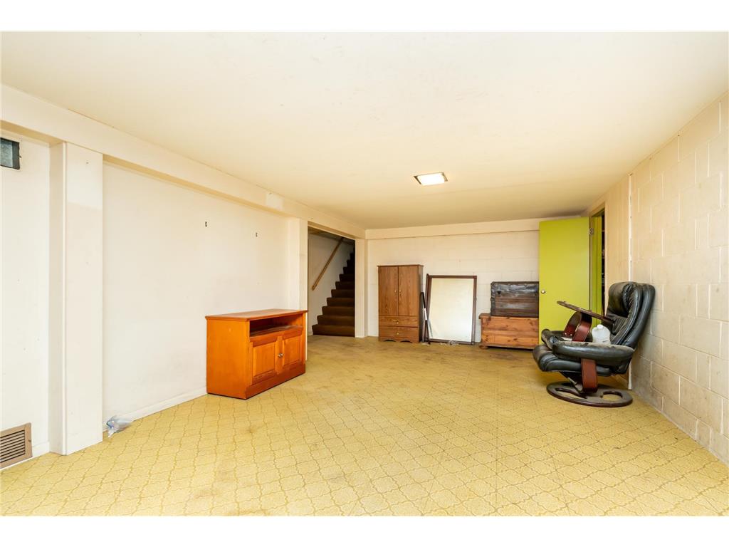 709 Shakopee Avenue E Shakopee MN 55379 7062737 image26