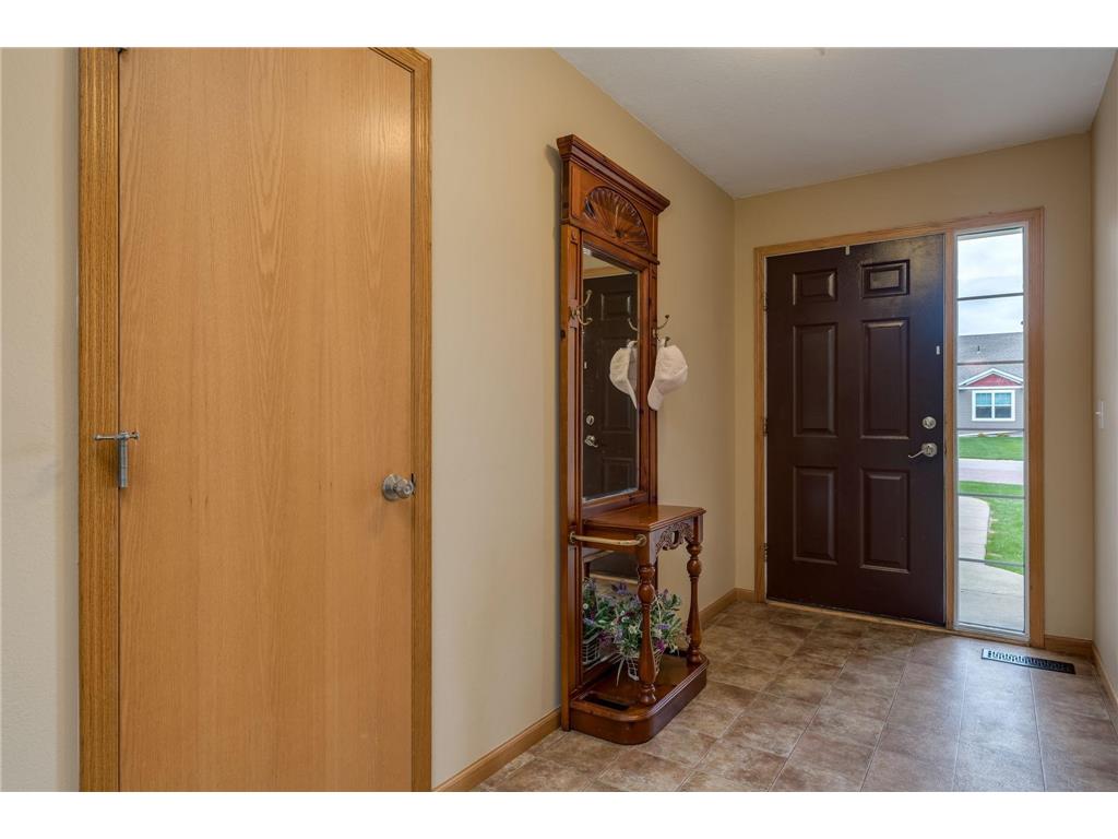 709 Tomahawk Court Madison Lake MN 56063 7069138 image3