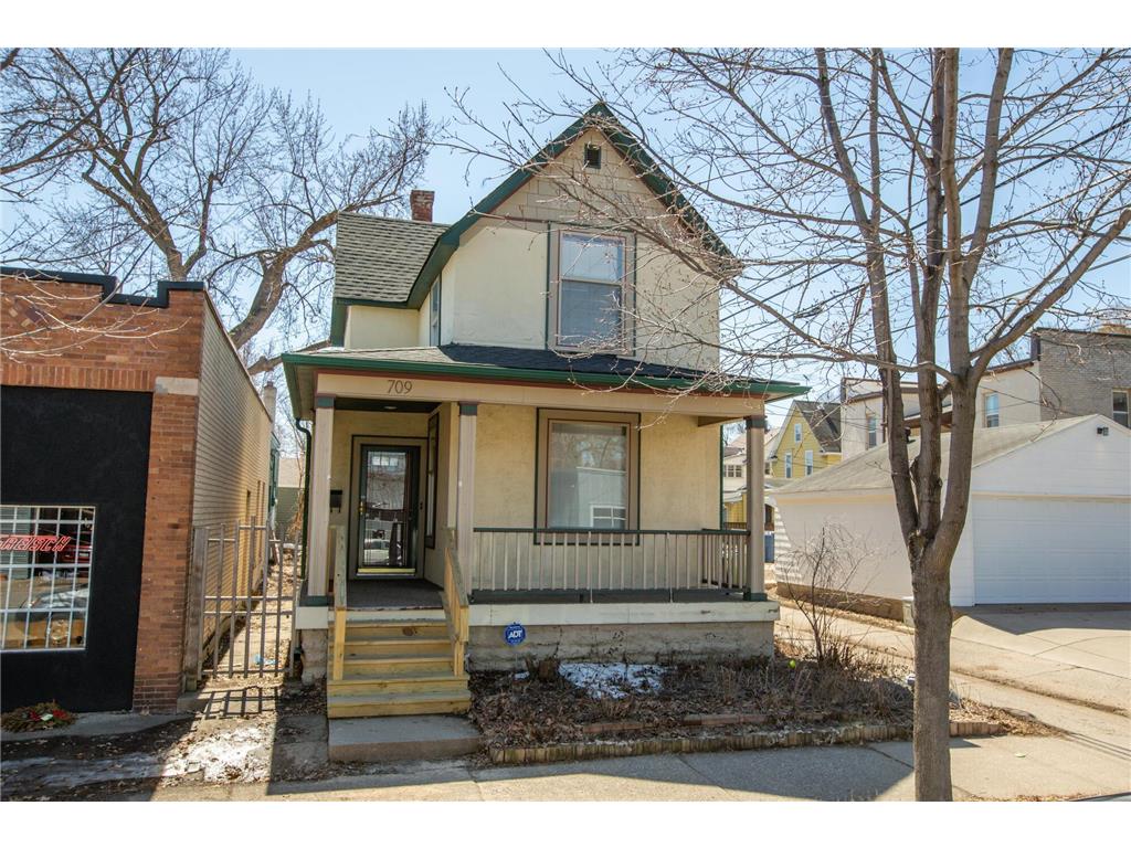 709 W 34th Street Minneapolis MN 55408 6354980 image1