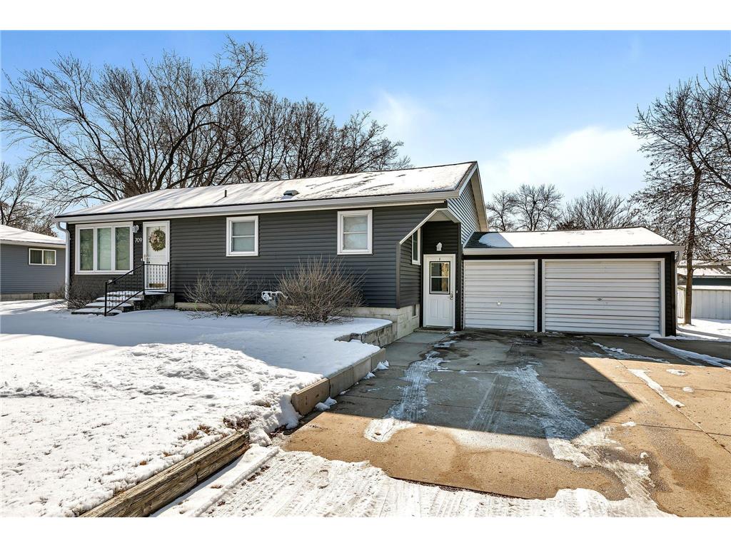 709 W 5th Street Litchfield MN 55355 6491190 image1