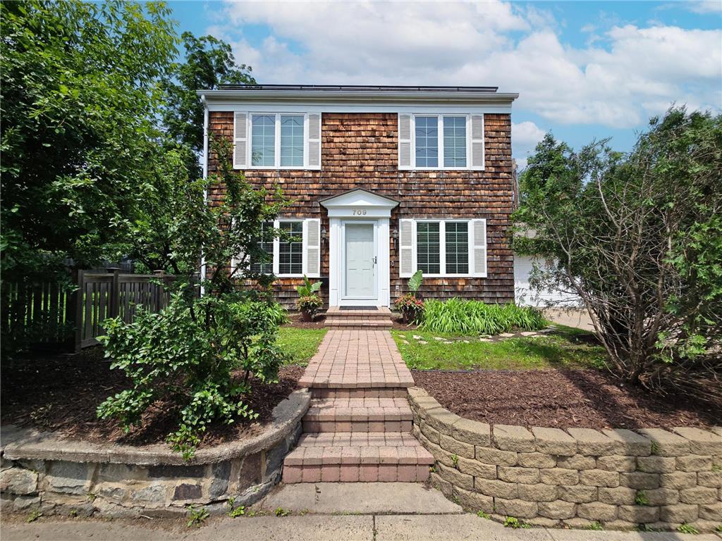 709 Wayzata Boulevard E Wayzata MN 55391 6736199 image1