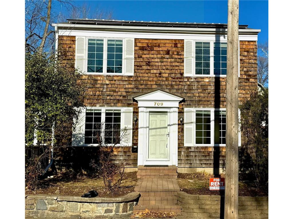 709 Wayzata Boulevard E Wayzata MN 55391 6818517 image1