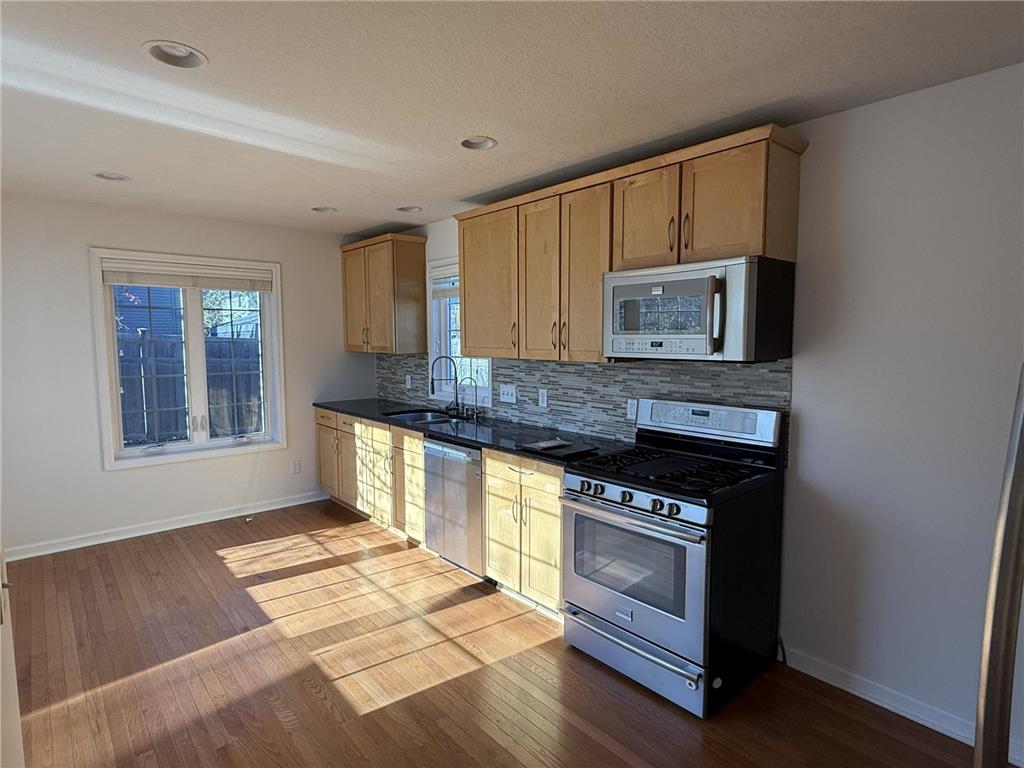 709 Wayzata Boulevard E Wayzata MN 55391 6818517 image6