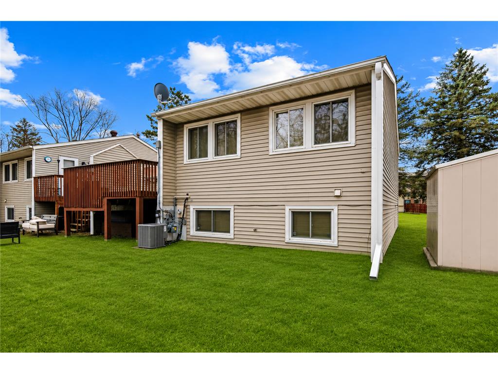 7093 146th Street W Apple Valley MN 55124 7086570 image2