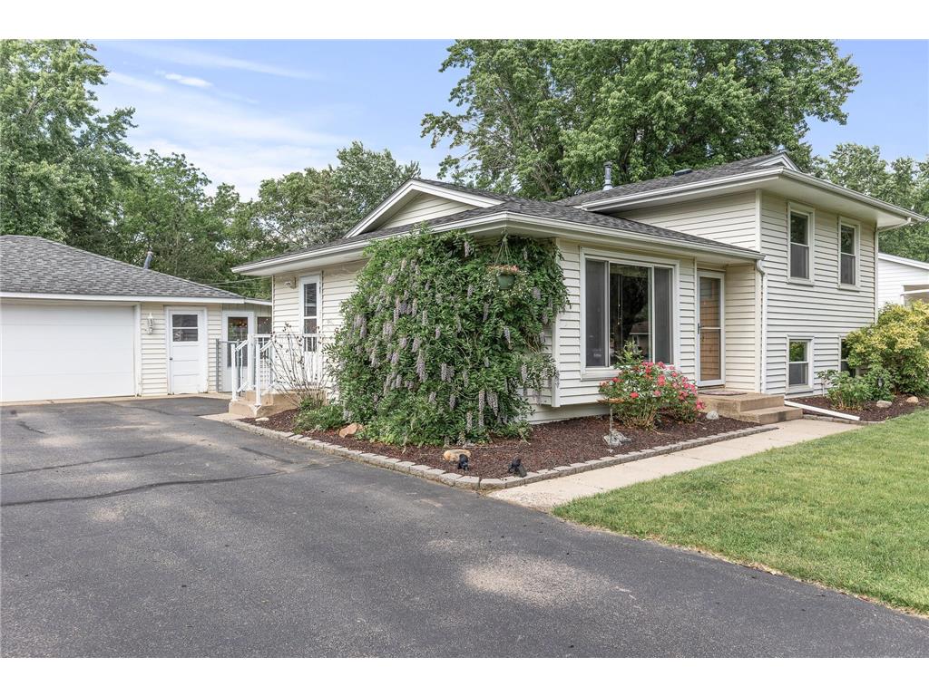 7095 168th Street W Lakeville MN 55068 6546620 image1