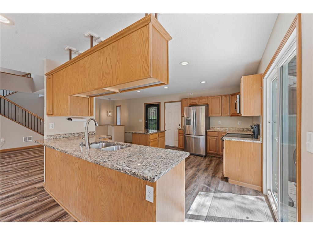 71 B Street Saint Paul MN 55106 7072145 image11