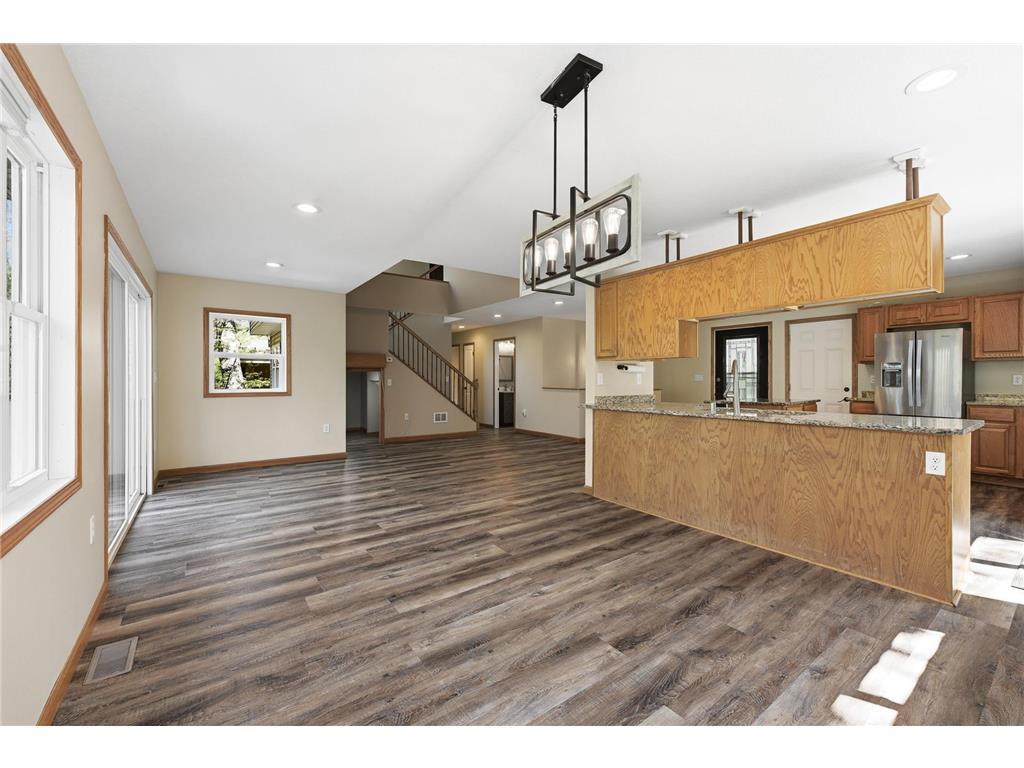 71 B Street Saint Paul MN 55106 7072145 image16