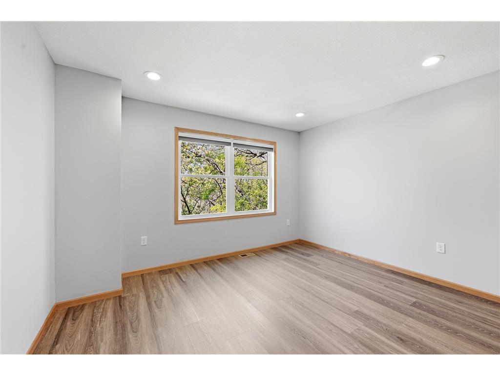 71 B Street Saint Paul MN 55106 7072145 image27