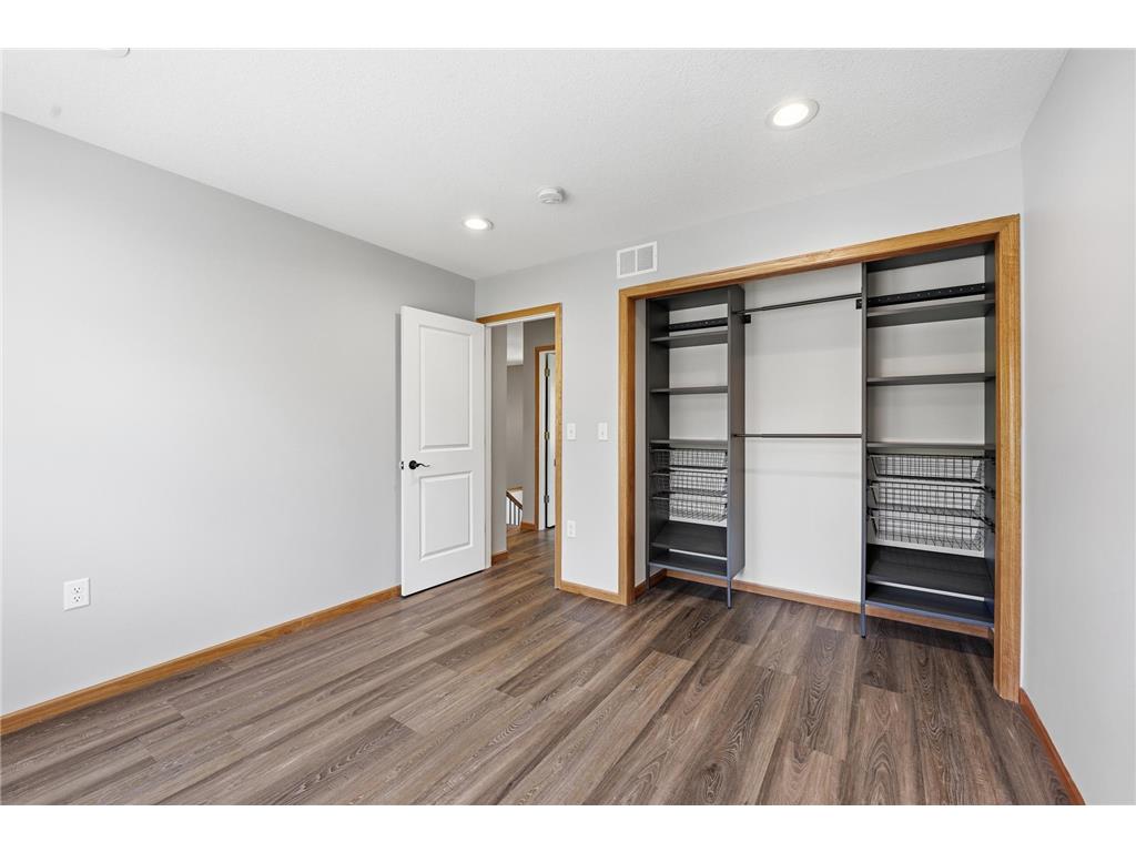 71 B Street Saint Paul MN 55106 7072145 image30