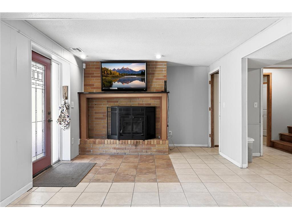 71 B Street Saint Paul MN 55106 7072145 image48