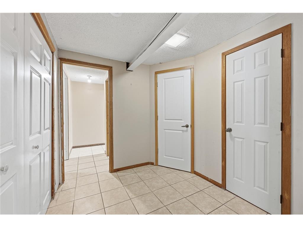 71 B Street Saint Paul MN 55106 7072145 image50