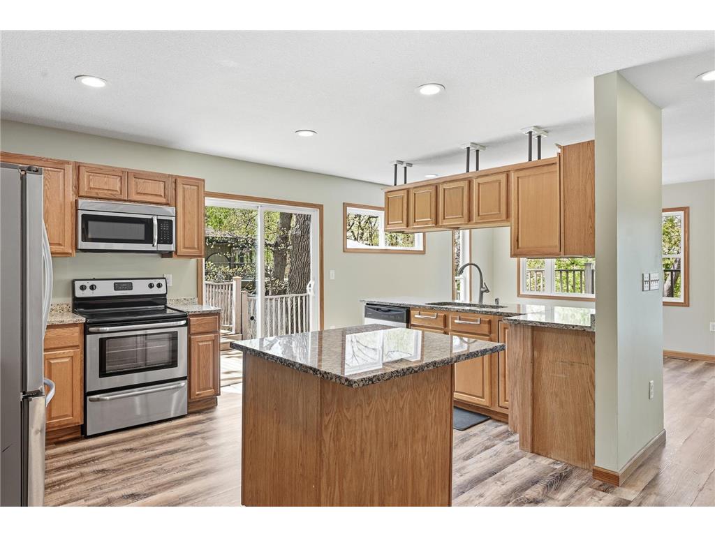 71 B Street Saint Paul MN 55106 7072145 image7