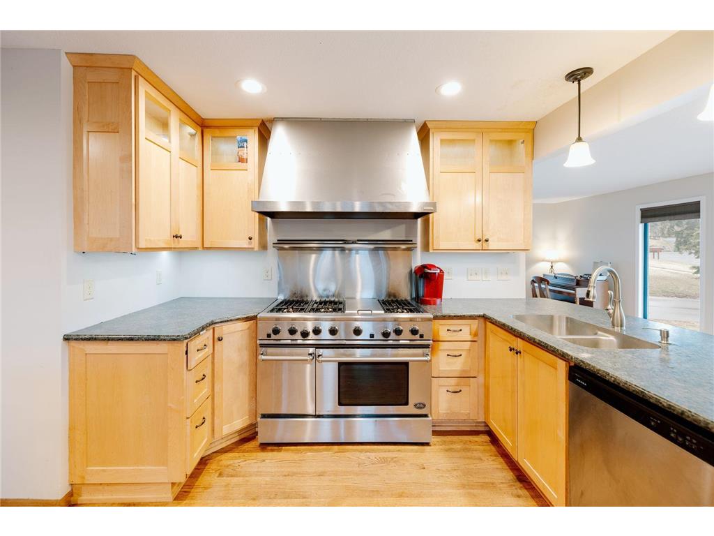 71 Deer Hills Court North Oaks MN 55127 7026353 image10