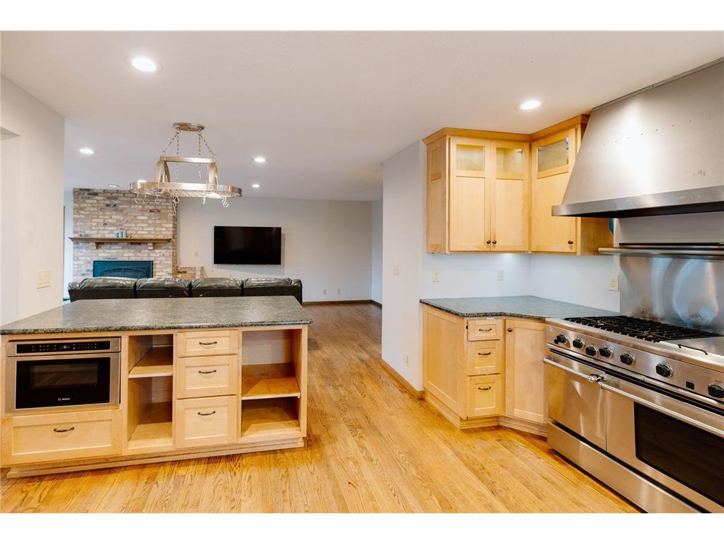 71 Deer Hills Court North Oaks MN 55127 7026353 image11