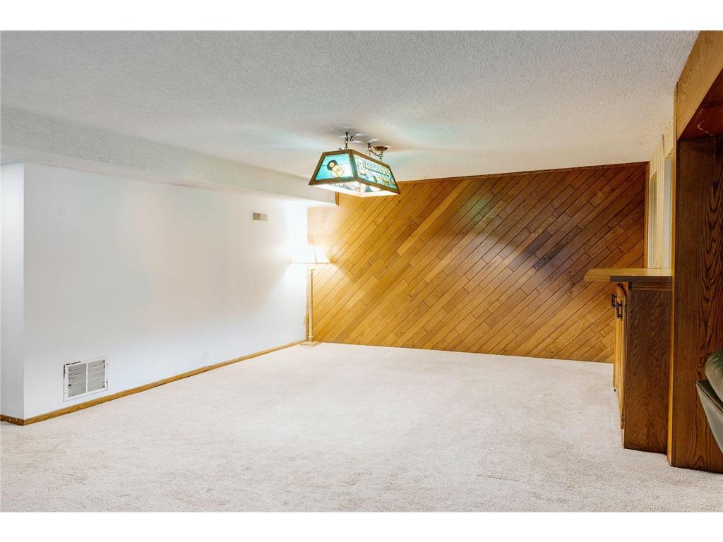71 Deer Hills Court North Oaks MN 55127 7026353 image28