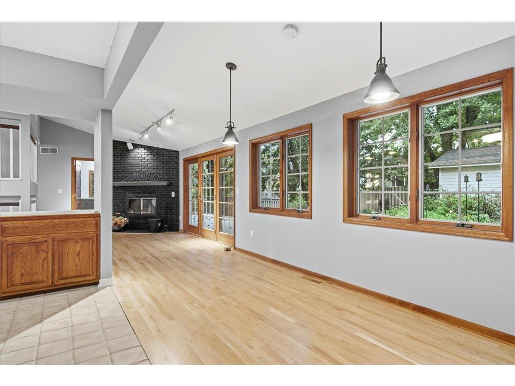 71 Fir Street Mahtomedi MN 55115 - White Bear 7032141 image15