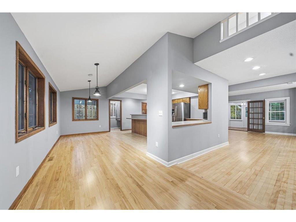 71 Fir Street Mahtomedi MN 55115 - White Bear 7032141 image16