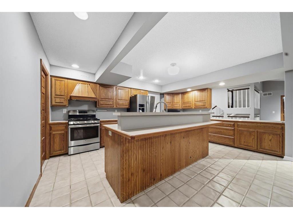 71 Fir Street Mahtomedi MN 55115 - White Bear 7032141 image19