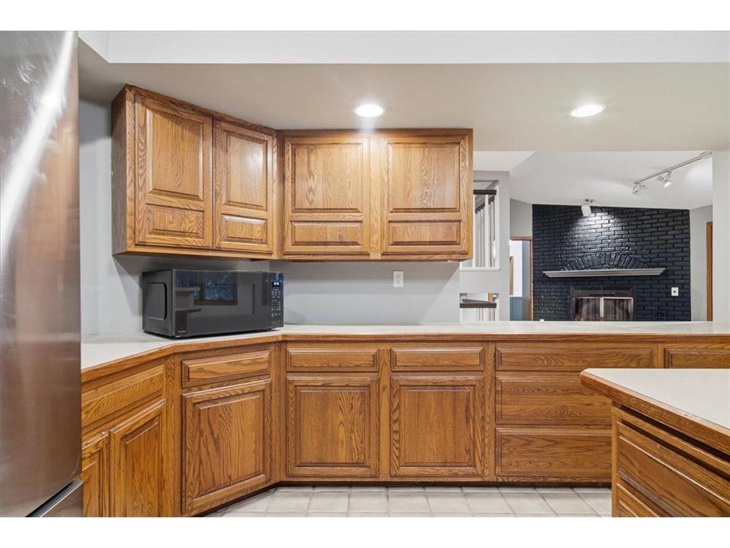 71 Fir Street Mahtomedi MN 55115 - White Bear 7032141 image24