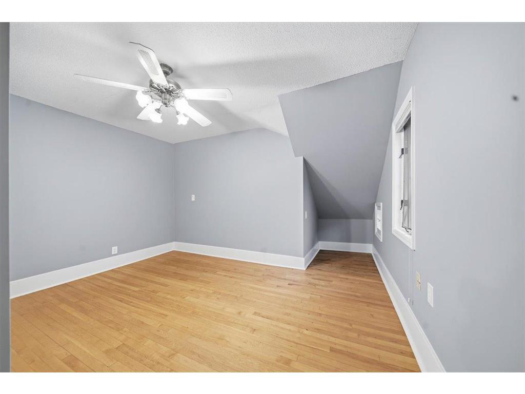 71 Fir Street Mahtomedi MN 55115 - White Bear 7032141 image37