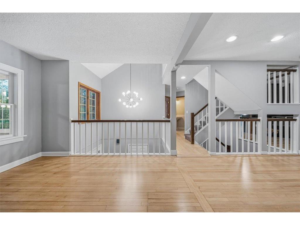 71 Fir Street Mahtomedi MN 55115 - White Bear 7032141 image5