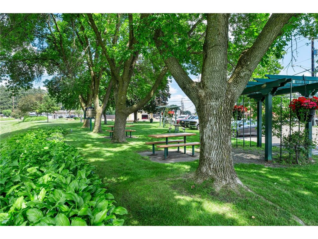 71 Fir Street Mahtomedi MN 55115 - White Bear 7099985 image105