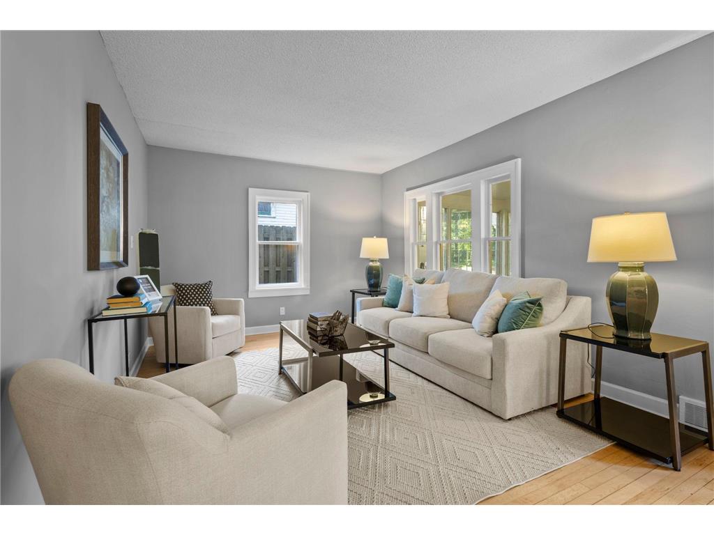 71 Fir Street Mahtomedi MN 55115 - White Bear 7099985 image24