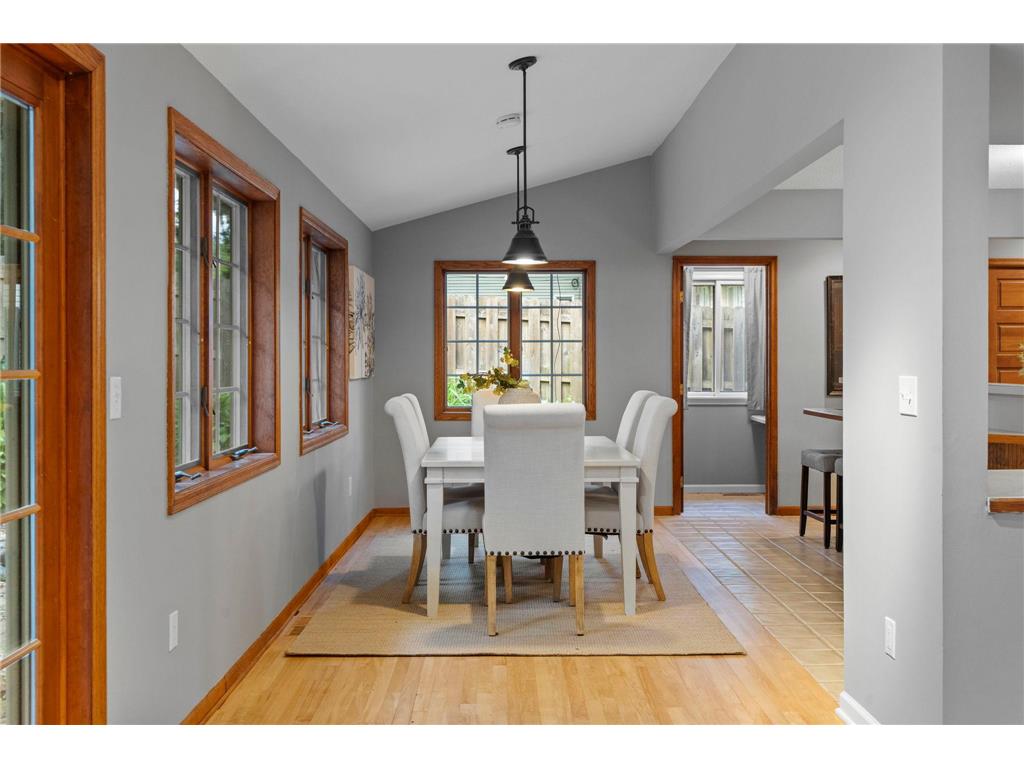 71 Fir Street Mahtomedi MN 55115 - White Bear 7099985 image35