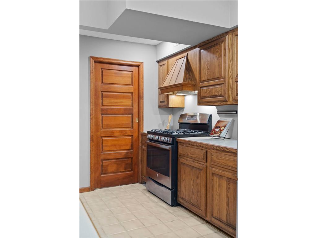 71 Fir Street Mahtomedi MN 55115 - White Bear 7099985 image46