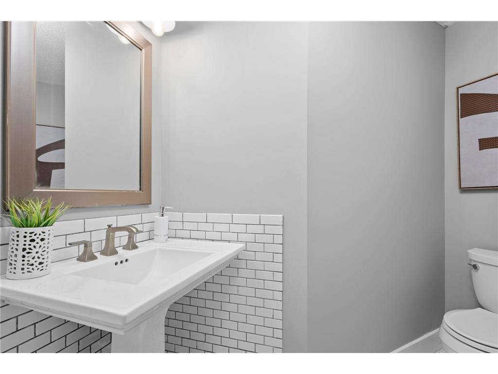 71 Fir Street Mahtomedi MN 55115 - White Bear 7099985 image49