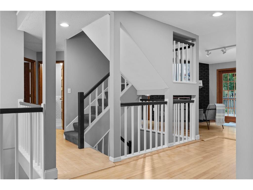 71 Fir Street Mahtomedi MN 55115 - White Bear 7099985 image50