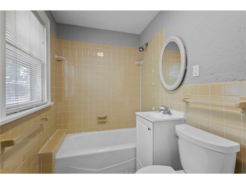 71 Fir Street Mahtomedi MN 55115 - White Bear 7099985 image63