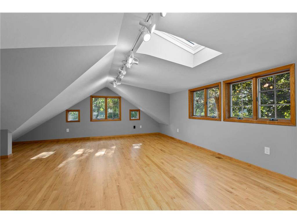 71 Fir Street Mahtomedi MN 55115 - White Bear 7099985 image70