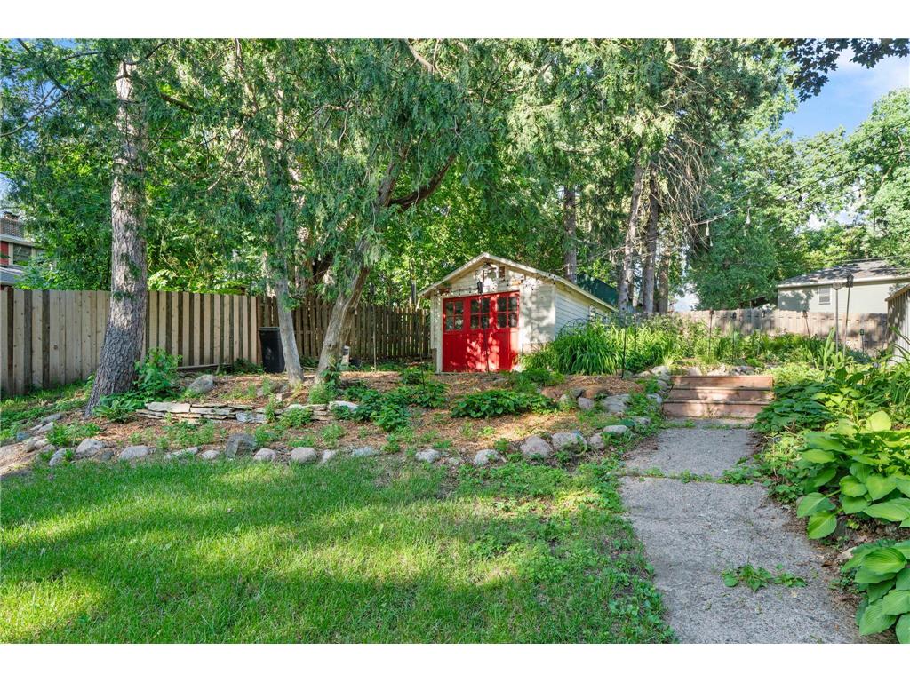 71 Fir Street Mahtomedi MN 55115 - White Bear 7099985 image93
